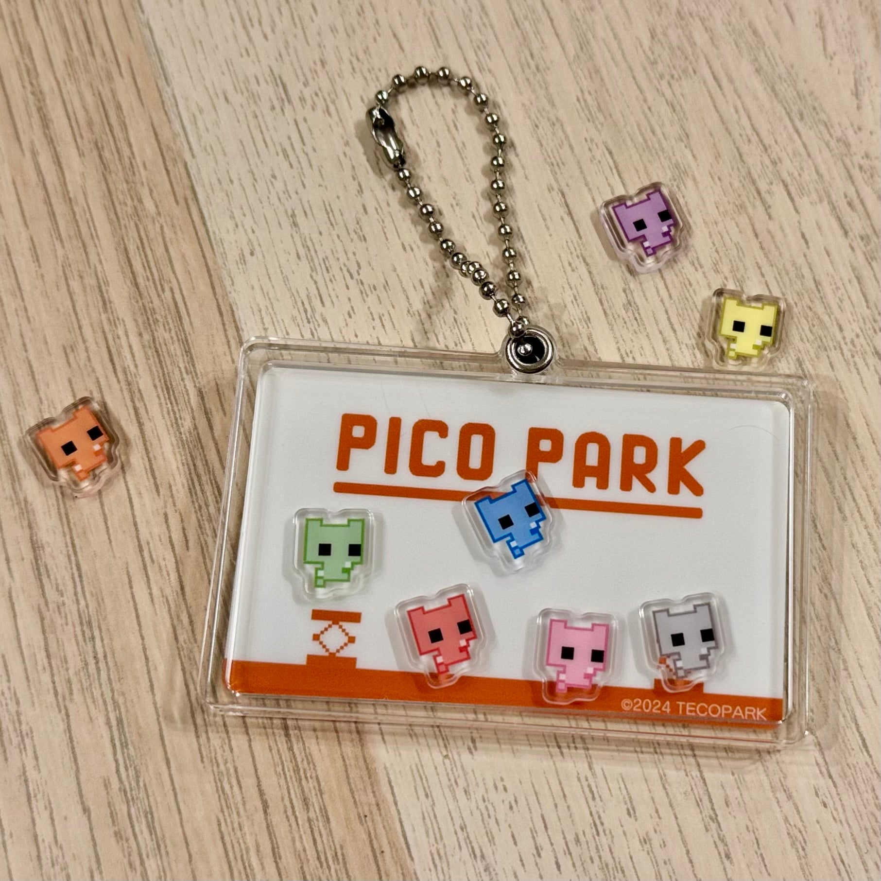 シャカシャカキーホルダー – PICO PARK STORE